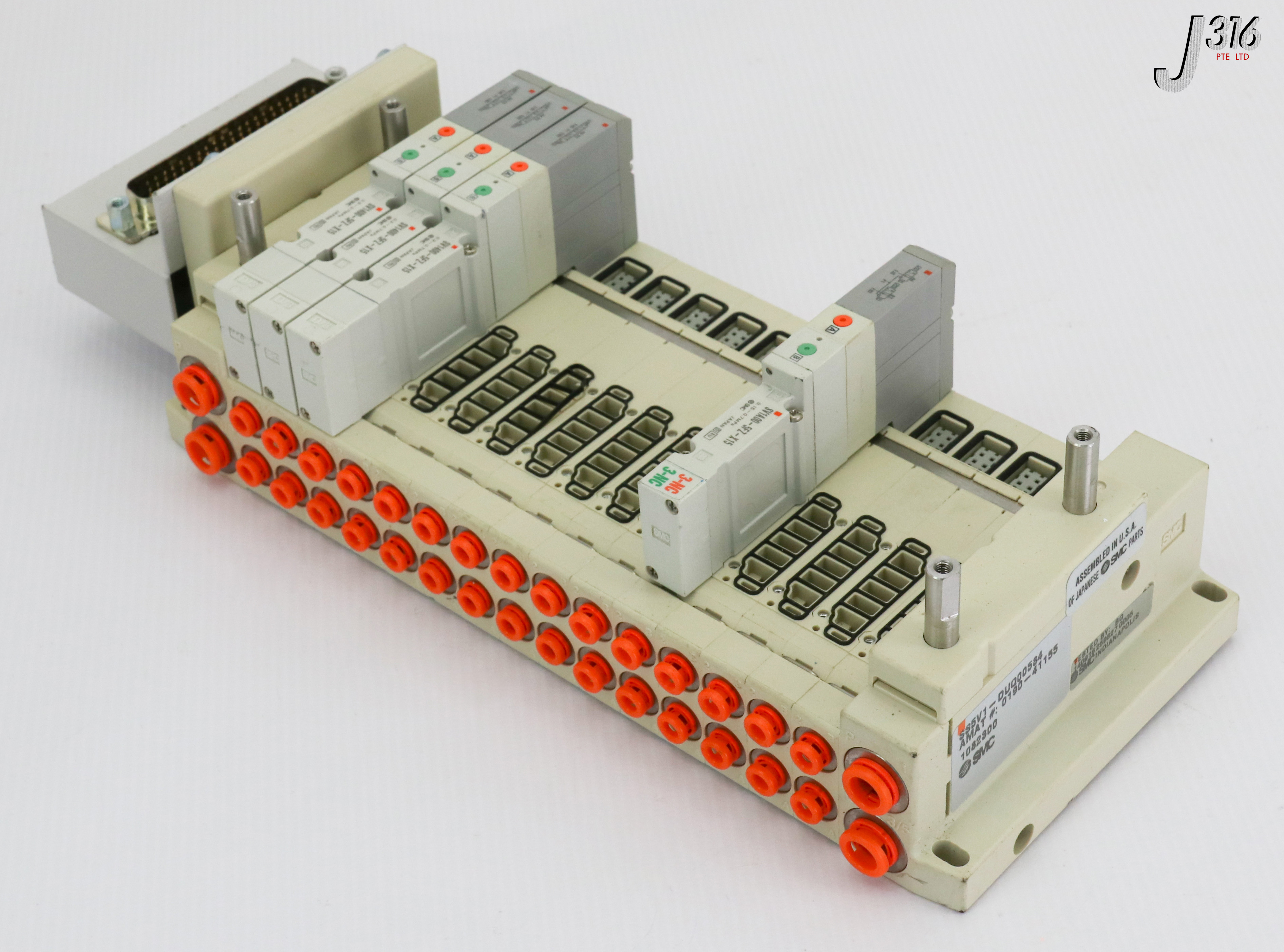 16503 SMC 15 SLOTS PNEU MANF W/ 4X SOLENOID VLV AMAT SS5V1